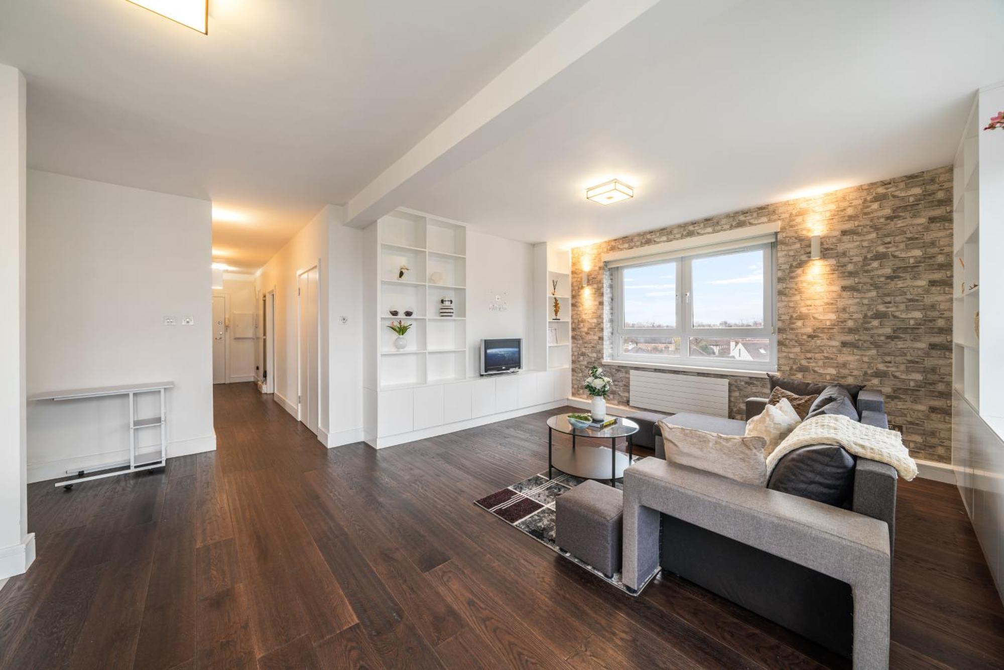 Relax, Play And Work In London Apartment Luaran gambar